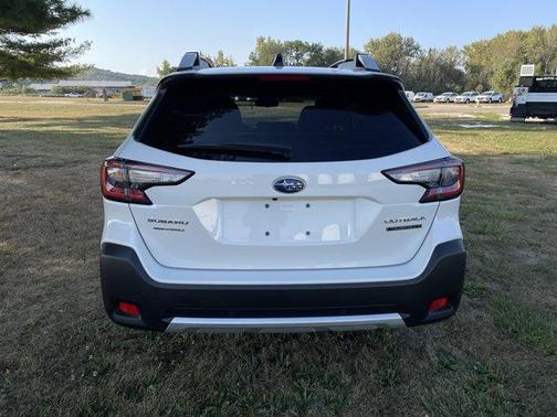 2025 Subaru Outback Touring XT