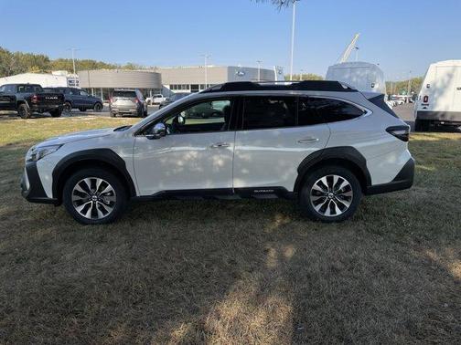 2025 Subaru Outback Touring XT