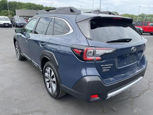 Cosmic Blue Pearl 2024 Subaru Outback Limited