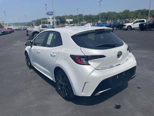 2023 Toyota Corolla Hatchback XSE