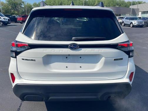 Crystal White Pearl 2026 Subaru Forester Premium