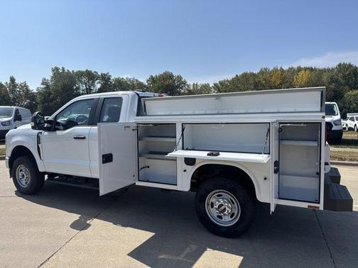 2025 Ford F-350 XL