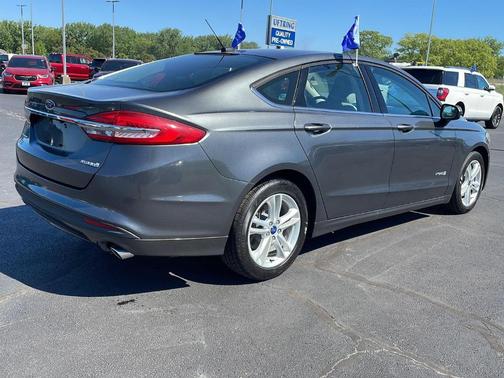 Magnetic 2018 Ford Fusion Hybrid S