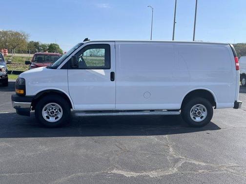 2023 GMC Savana 2500 Work Van