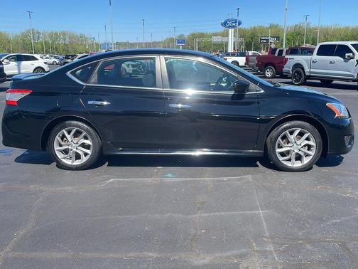 Super Black 2013 Nissan Sentra SR