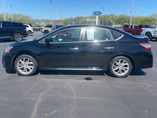 Super Black 2013 Nissan Sentra SR