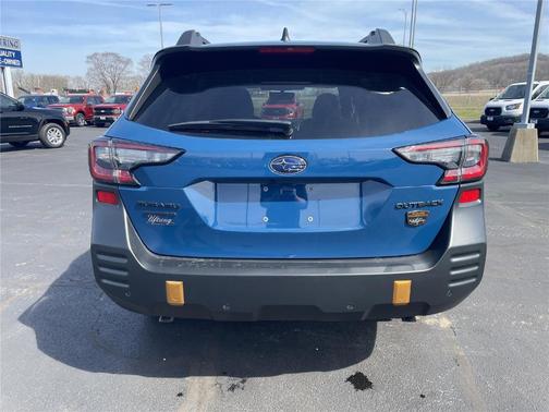 Geyser Blue 2025 Subaru Outback Wilderness