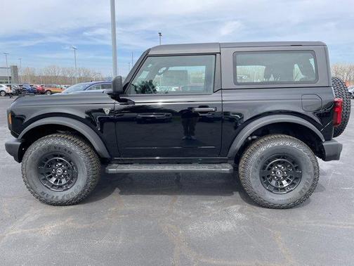 Shadow 2026 Ford Bronco Base