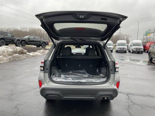 2025 Subaru Forester Hybrid Premium