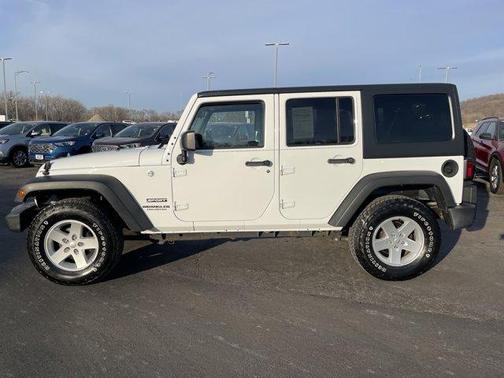 2017 Jeep Wrangler Unlimited Sport