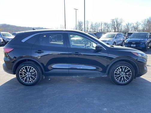2021 Ford Escape PHEV SE