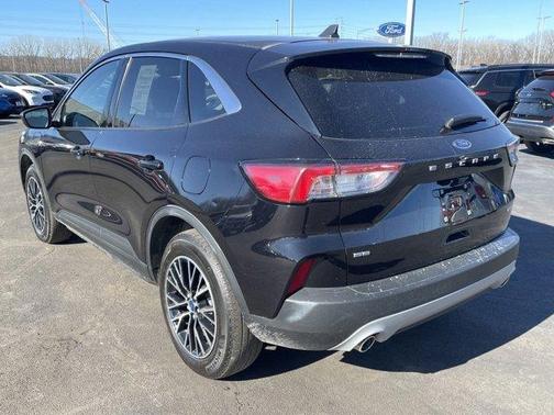 2021 Ford Escape PHEV SE