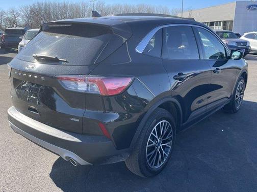 2021 Ford Escape PHEV SE
