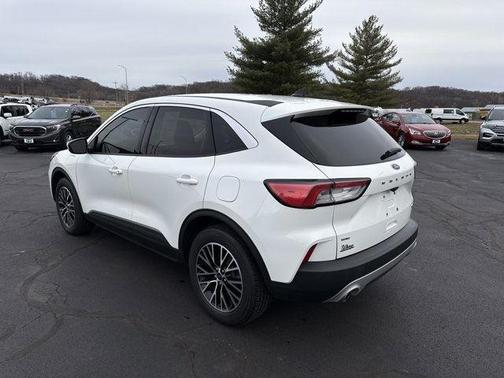 2021 Ford Escape PHEV SE