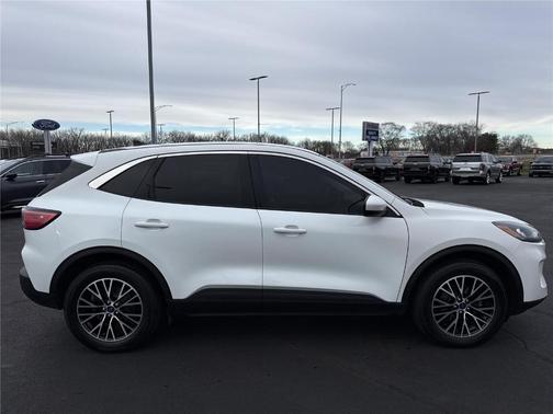 Star White 2021 Ford Escape PHEV SE