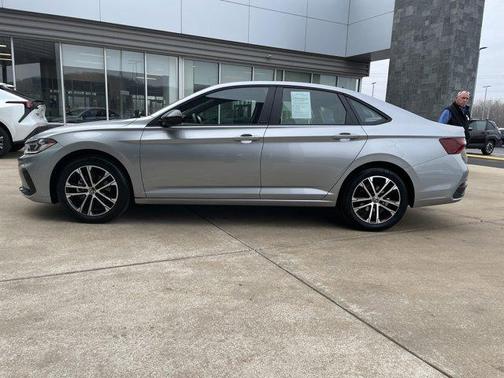 2025 Volkswagen Jetta 1.5T Sport