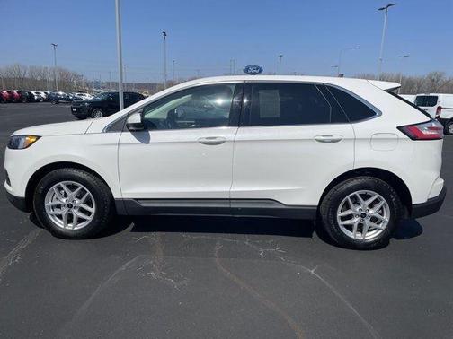 Star White 2024 Ford Edge SEL