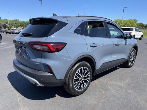 Vapor Blue 2025 Ford Escape PHEV