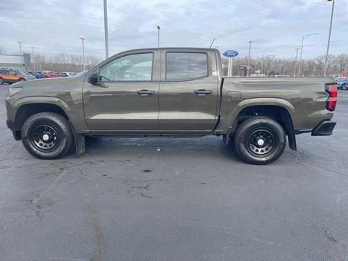 2024 Chevrolet Colorado WT
