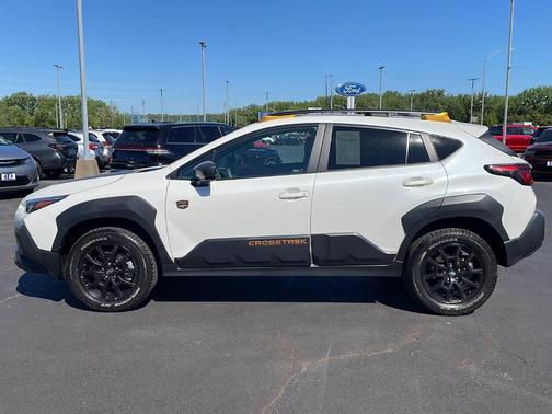 Crystal White Pearl 2024 Subaru Crosstrek Wilderness