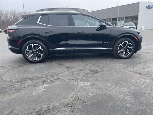 2024 Chevrolet Equinox EV LT