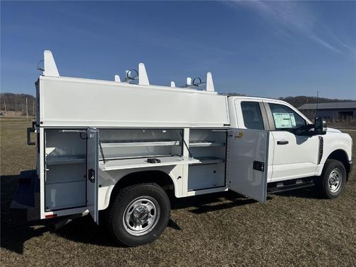 Oxford White 2026 Ford F-350 XL