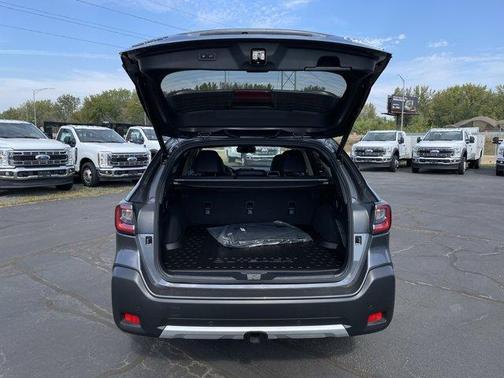 2025 Subaru Outback Touring