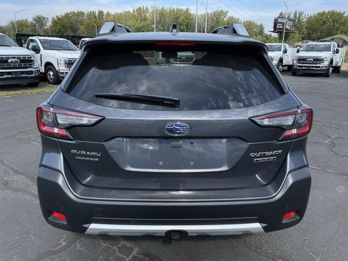 2025 Subaru Outback Touring