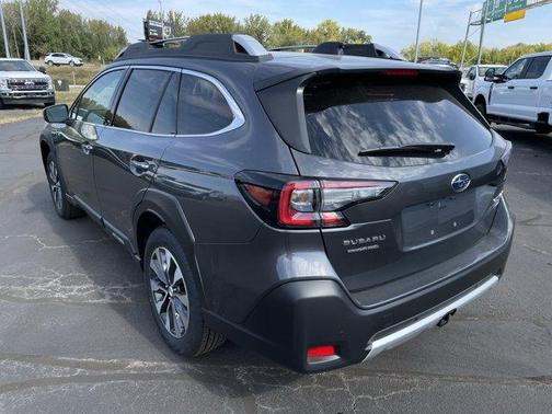 2025 Subaru Outback Touring