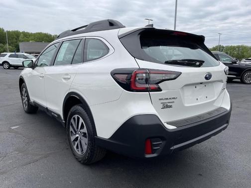 Crystal White Pearl 2020 Subaru Crosstrek Limited