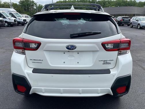 Crystal White Pearl 2020 Subaru Crosstrek Limited