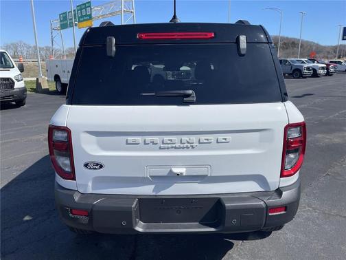 Oxford White 2026 Ford Bronco Sport Outer Banks