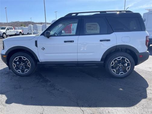 Oxford White 2026 Ford Bronco Sport Outer Banks