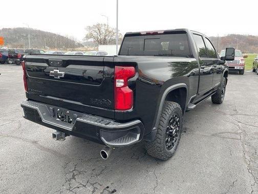 Black 2024 Chevrolet Silverado 2500 High Country