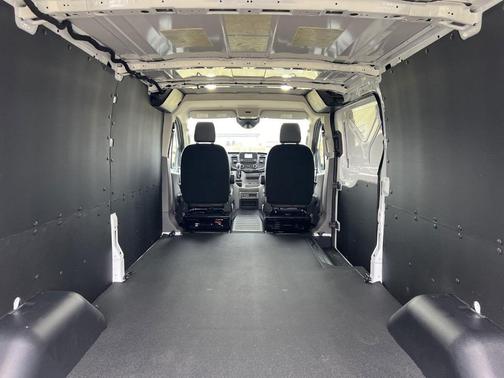 Oxford White 2024 Ford Transit-350 350