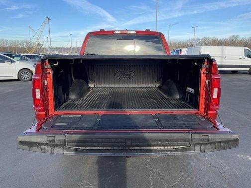 Hot Pepper Red Tinted Clearcoat 2023 Ford F-150 XLT