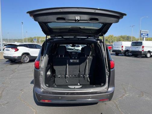 2020 Chrysler Pacifica Touring