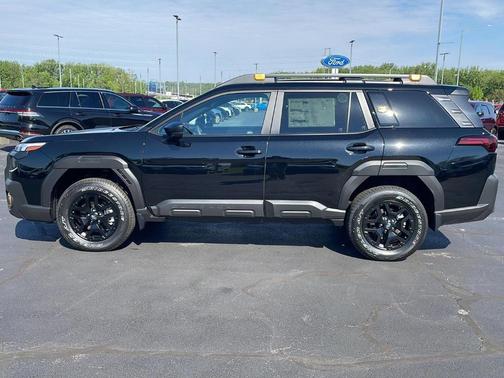 Crystal Black Silica 2026 Subaru Outback Wilderness