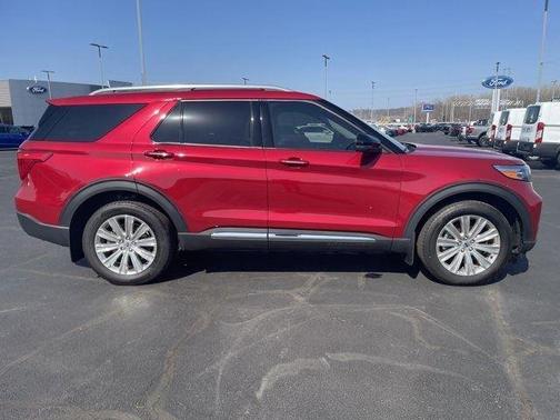 Rapid Red Metallic Tinted Clearcoat 2023 Ford Explorer Limited