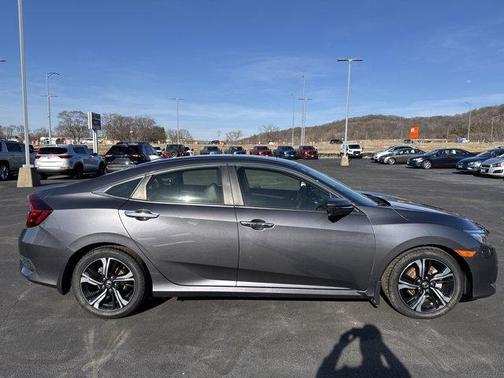 2018 Honda Civic Touring