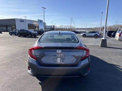 2018 Honda Civic Touring