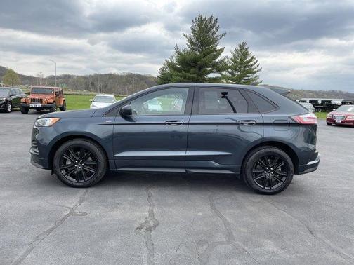 2022 Ford Edge ST Line