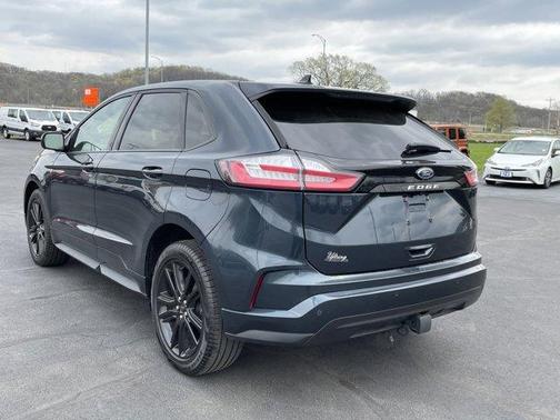 2022 Ford Edge ST Line
