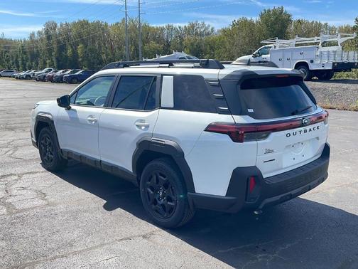 Crystal White Pearl 2026 Subaru Outback Limited