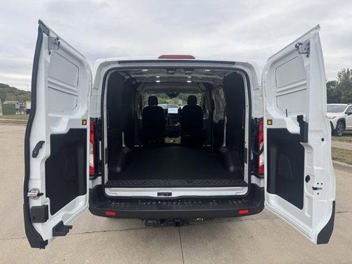 2025 Ford Transit-250