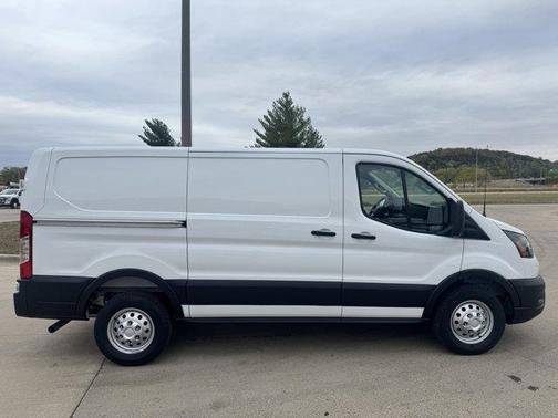 2025 Ford Transit-250