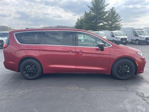 Red 2025 Chrysler Pacifica Select