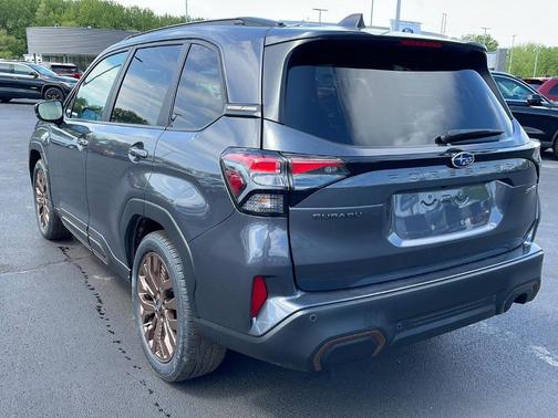 Magnetite Gray Metallic 2026 Subaru Forester Sport