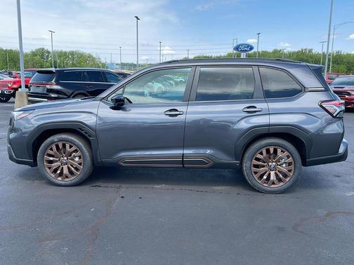 Magnetite Gray Metallic 2026 Subaru Forester Sport