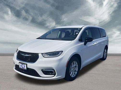 2024 Chrysler Pacifica Touring-L